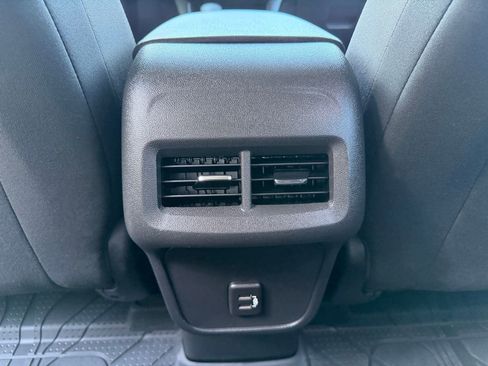 Used 2024 Chevrolet Equinox LT w/ LPO, Floor Liner Package FWD image 27