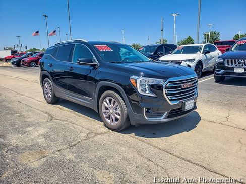 Certified 2023 GMC Terrain SLT w/ LPO, Floor Liner Package FWD image 6