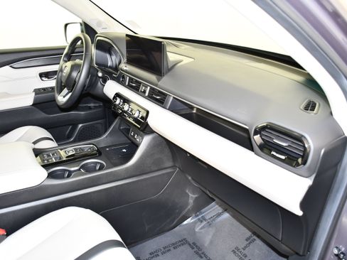 Certified 2026 Honda Pilot image 41