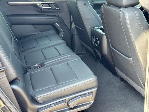 Used 2025 Chevrolet Tahoe LT AWD/4WD image 15