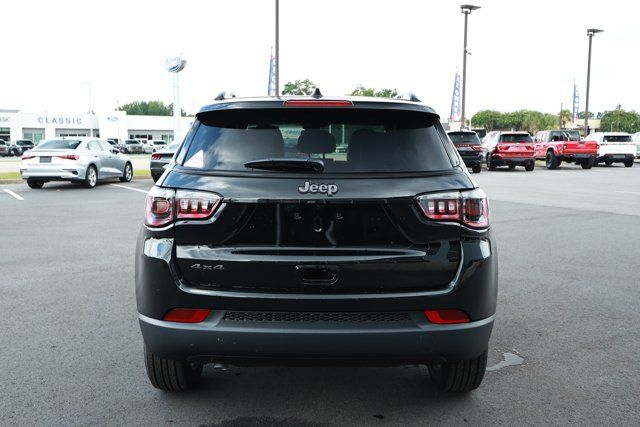 New 2026 Jeep Compass Latitude AWD/4WD image 7