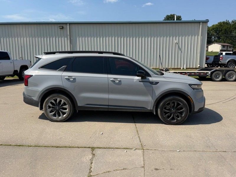 Used 2023 Kia Sorento X-Line EX AWD/4WD image 2