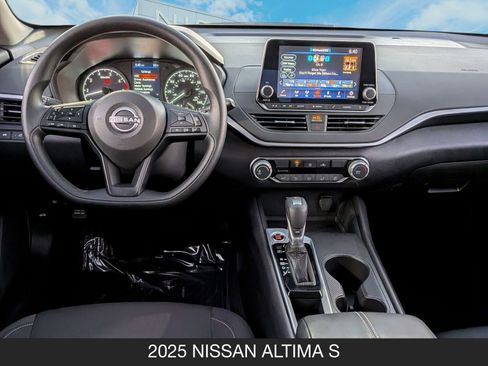 Certified 2025 Nissan Altima 2.5 S image 14