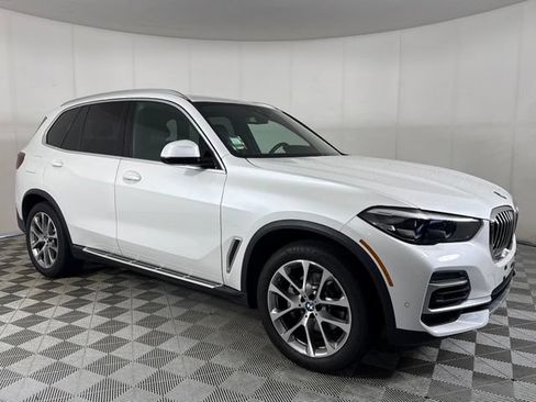 Used 2023 BMW X5 sDrive40i w/ Premium Package RWD image 6