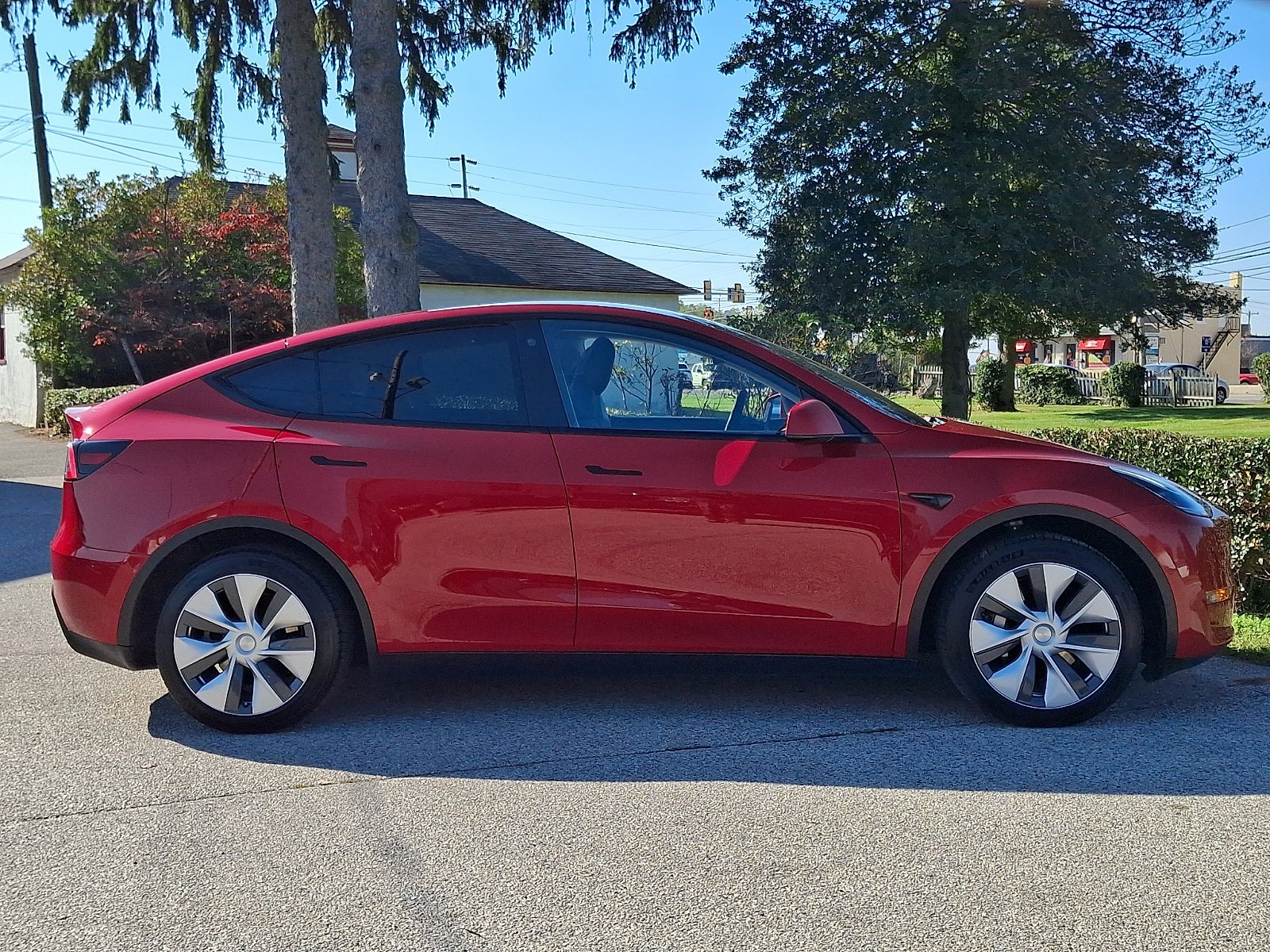 Used 2021 Tesla Model Y Long Range AWD/4WD image 7