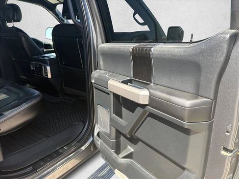 Used 2019 Ford F150 Platinum RWD image 21