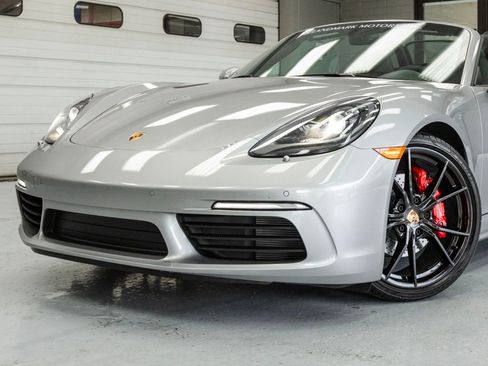 Used 2024 Porsche 718 Boxster S image 15