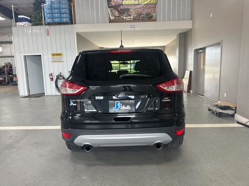 Used 2013 Ford Escape SE image 6