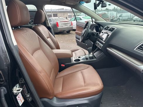Used 2017 Subaru Outback 2.5i Touring w/ Popular Package #5A image 21