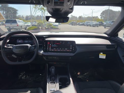 New 2026 Dodge Charger R/T AWD/4WD image 18