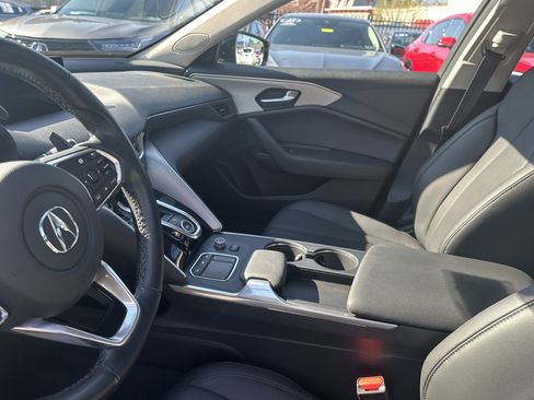 Used 2023 Acura TLX image 8