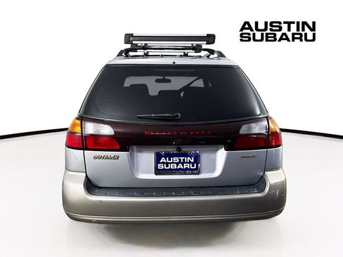 Used 2003 Subaru Outback Wagon AWD/4WD image 6