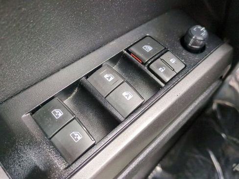 Used 2023 Toyota Tacoma TRD Sport AWD/4WD image 23