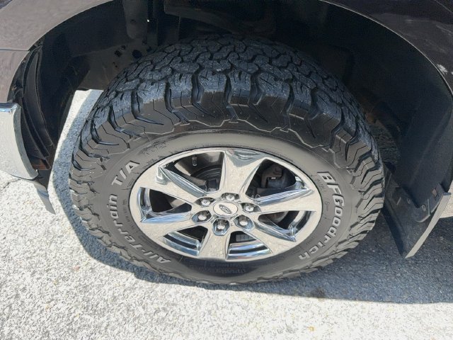 Used 2018 Ford F150 XLT w/ Max Trailer Tow Package AWD/4WD image 4