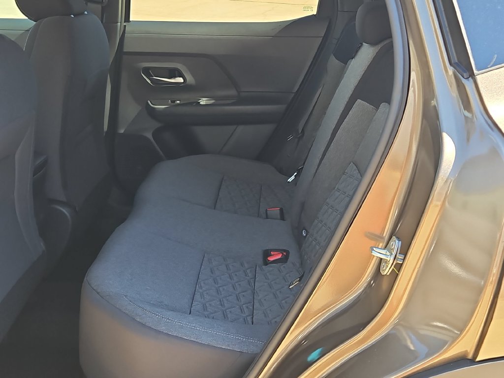 New 2027 Nissan Kicks SV AWD/4WD image 17