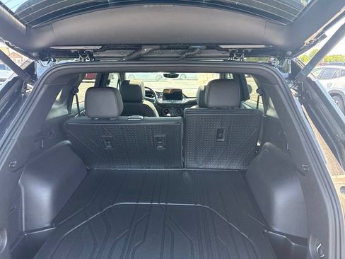 New 2025 Chevrolet Blazer RS w/ Driver Confidence II Package FWD image 6