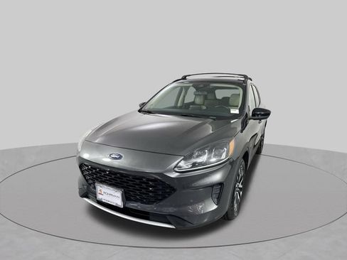 Used 2020 Ford Escape SE Sport AWD/4WD image 25