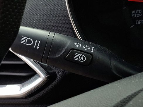 Used 2023 Chevrolet TrailBlazer LT w/ Convenience Package image 24