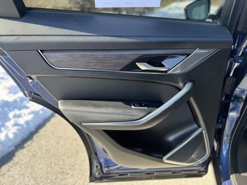 Used 2022 Jaguar F-PACE S image 12