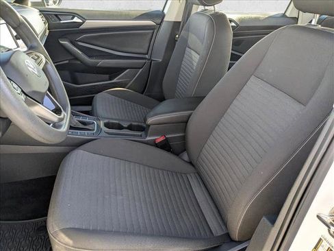Used 2022 Volkswagen Jetta S image 14