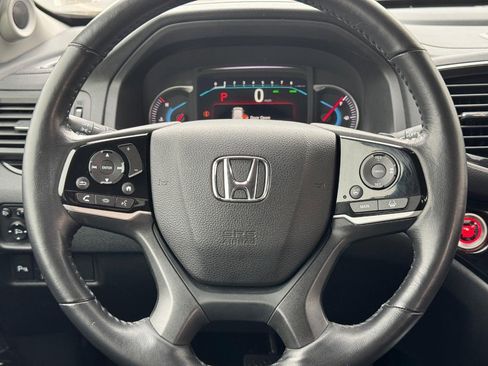 Used 2020 Honda Pilot Elite image 13
