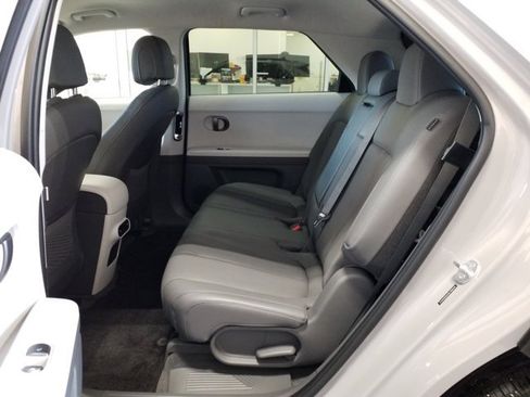 Certified 2025 Hyundai Ioniq 5 SEL image 15