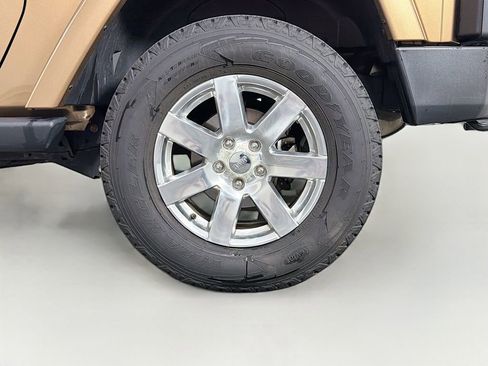 Used 2015 Jeep Wrangler Sahara w/ Trailer Tow Group AWD/4WD image 28