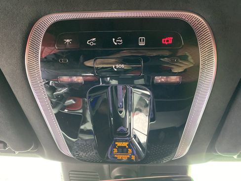 Used 2023 Mercedes-Benz S 580 4MATIC Sedan w/ 3D Technology Package image 28