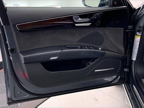 Used 2015 Audi A8 L 3.0T image 23