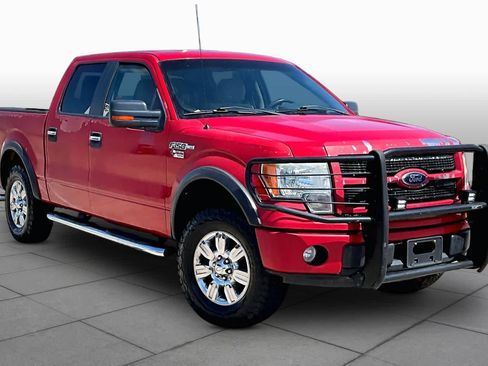 Used 2010 Ford F150 XLT RWD image 2