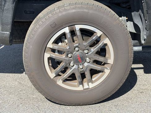 Used 2025 Toyota Tacoma TRD Sport RWD image 9