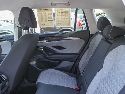 Used 2025 Volkswagen Tiguan S FWD image 20