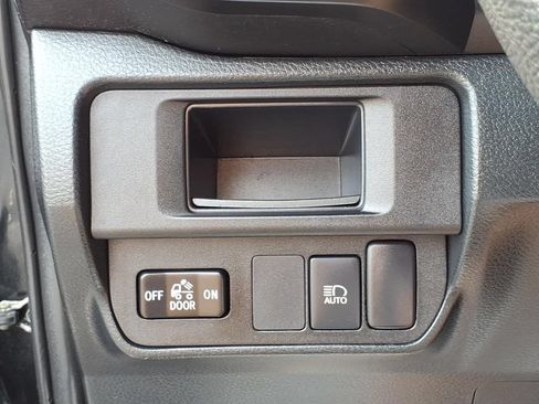 Used 2019 Toyota Tacoma SR w/ SR Convenience Package AWD/4WD image 15