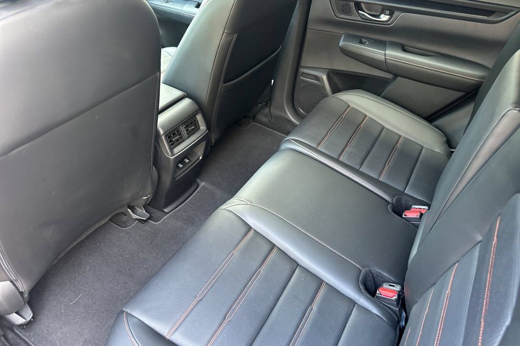 Used 2025 Honda CR-V Sport-L image 15