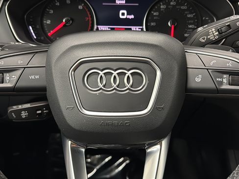 Used 2023 Audi Q5 2.0T Premium w/ Convenience Package AWD/4WD image 16