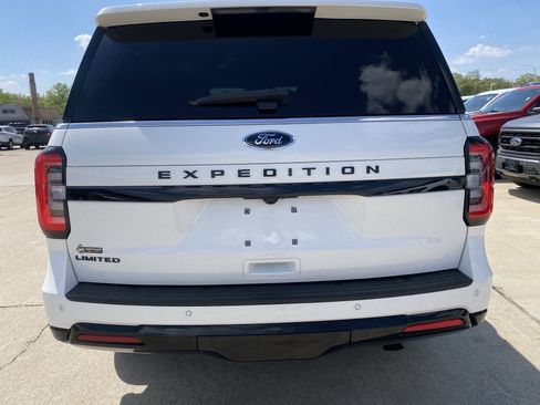 Used 2023 Ford Expedition Limited AWD/4WD image 7