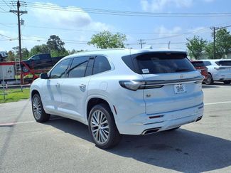 New 2026 Buick Enclave Avenir w/ Super Cruise Package FWD video 2