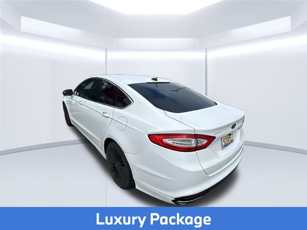Used 2013 Ford Fusion SE FWD image 9