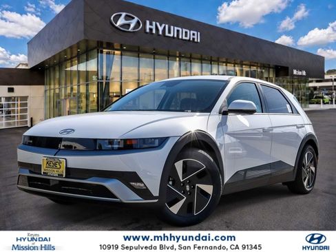 New 2026 Hyundai Ioniq 5 SE RWD image 1