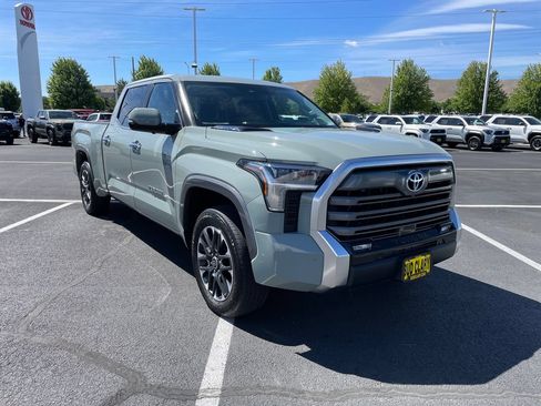 Used 2024 Toyota Tundra Limited AWD/4WD image 1