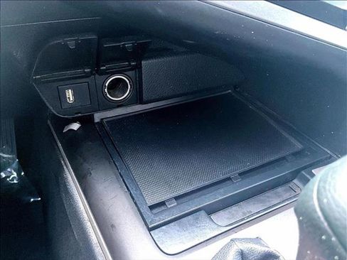 Used 2022 Toyota Camry LE FWD image 24