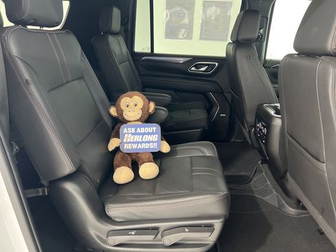 Used 2023 Chevrolet Suburban RST w/ Luxury Package image 27