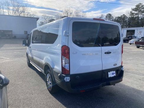Used 2019 Ford Transit 350 XLT image 5