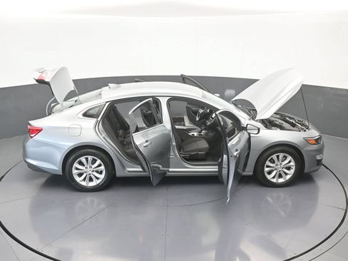 Used 2025 Chevrolet Malibu LT FWD image 64