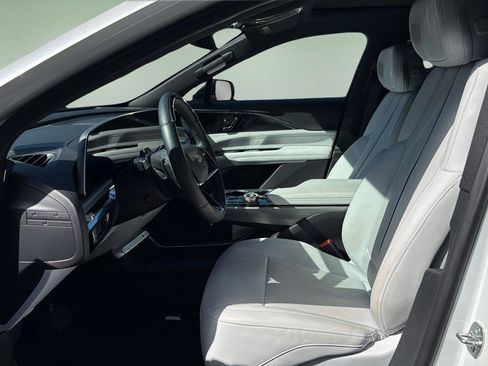 Certified 2024 Cadillac Lyriq Sport AWD/4WD image 17