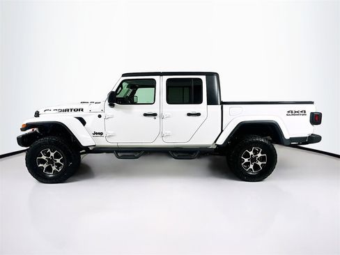 Used 2023 Jeep Gladiator Sport image 10