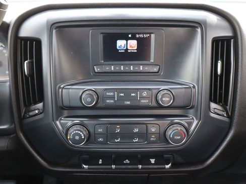 Used 2016 Chevrolet Silverado 2500 W/T image 34