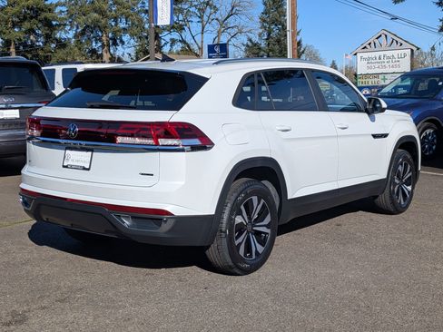 New 2026 Volkswagen Atlas Cross Sport SE AWD/4WD image 5