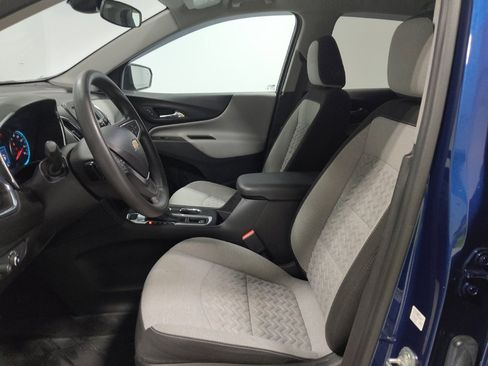 Used 2023 Chevrolet Equinox LS w/ LS Convenience Package AWD/4WD image 17