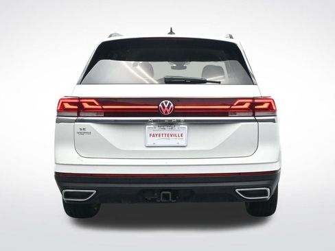Used 2024 Volkswagen Atlas SE image 7